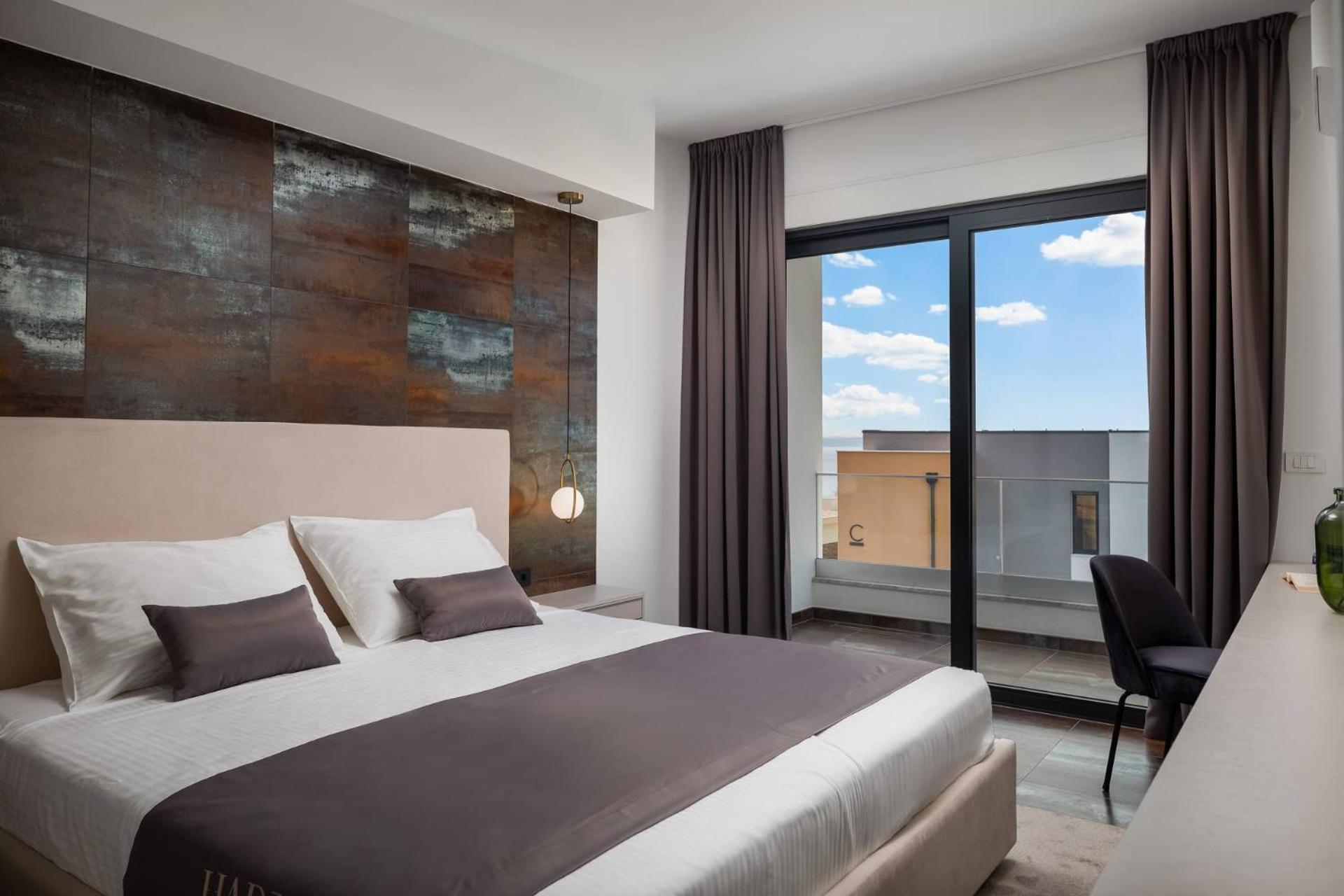 Apartma Hadrie Luxury And Rova *