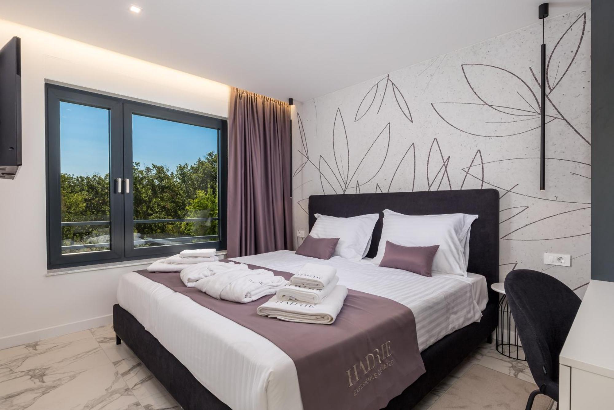 Hadrie Luxury And Rova Apartma