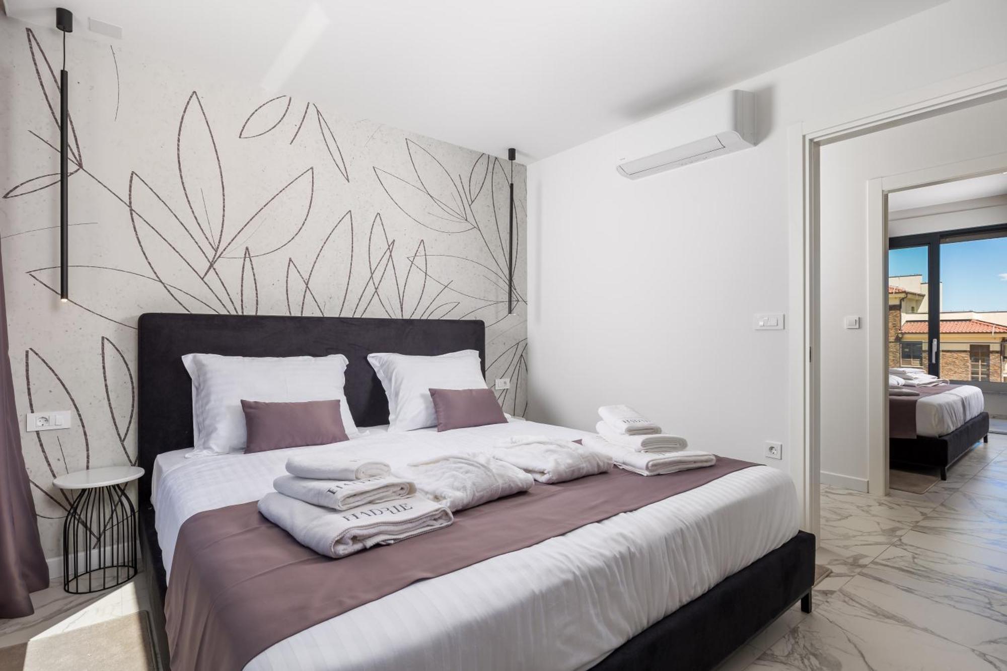 Apartma Hadrie Luxury And Rova *