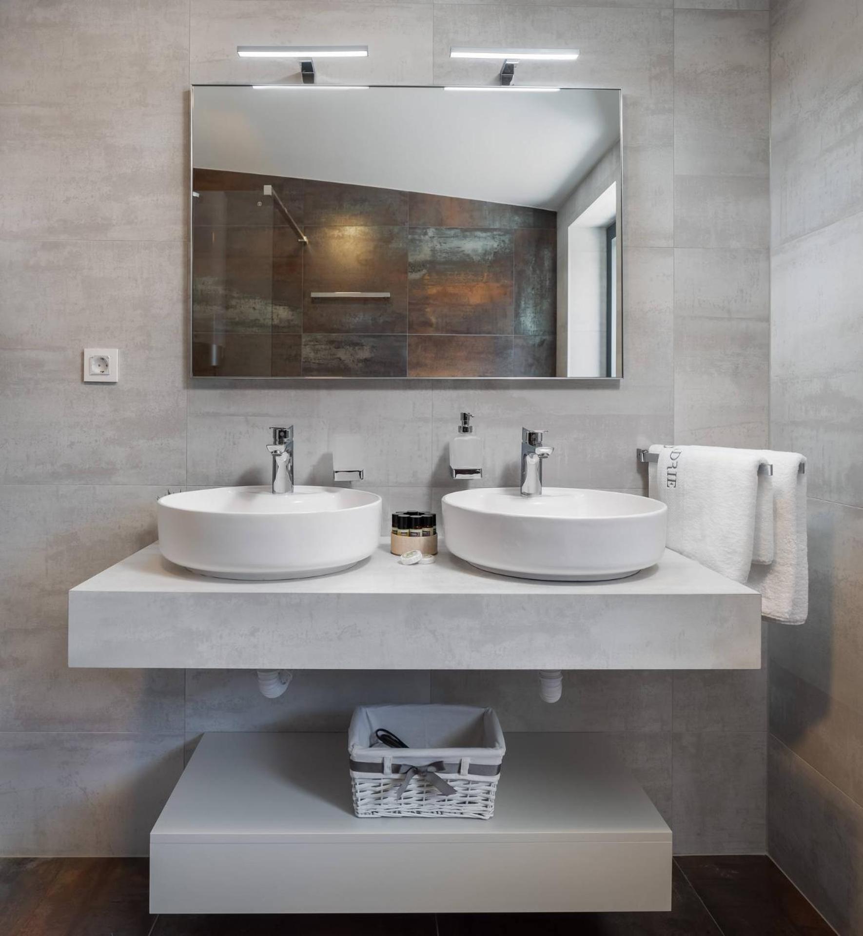 Hadrie Luxury And Rova Malinska