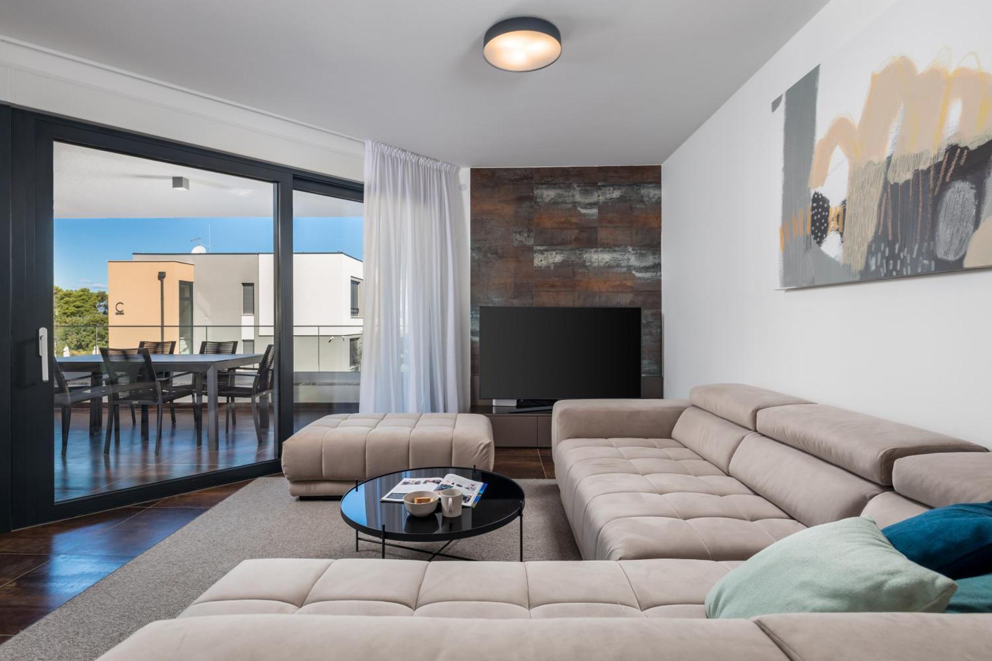 Apartma Hadrie Luxury And Rova